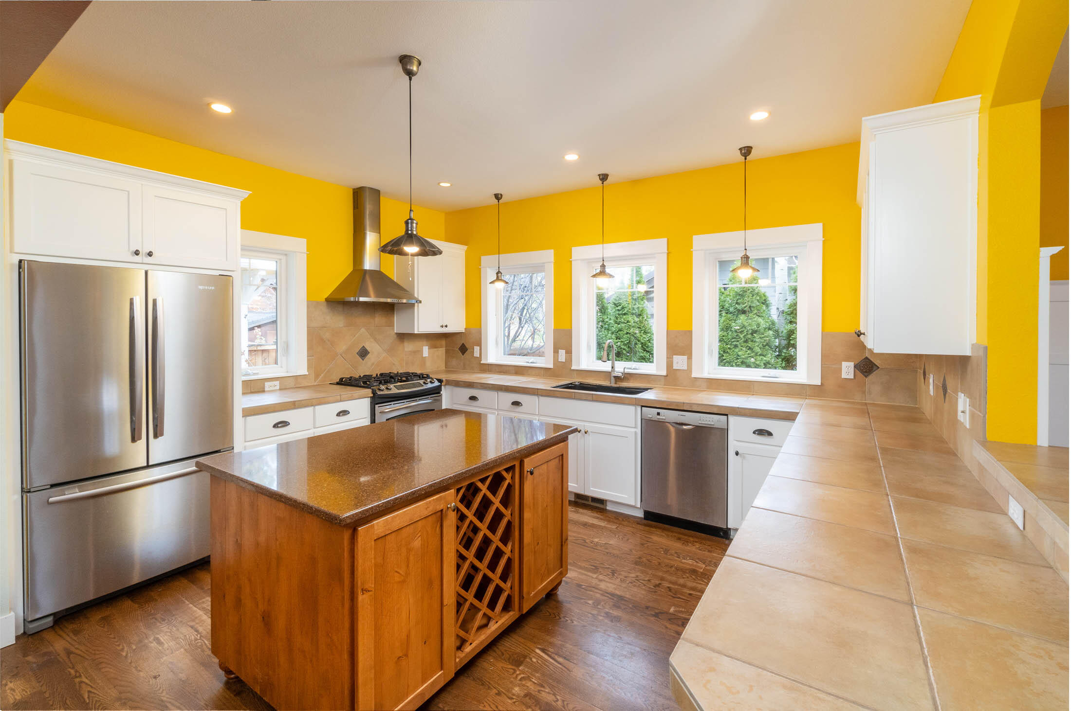 Bonne Home - Residential