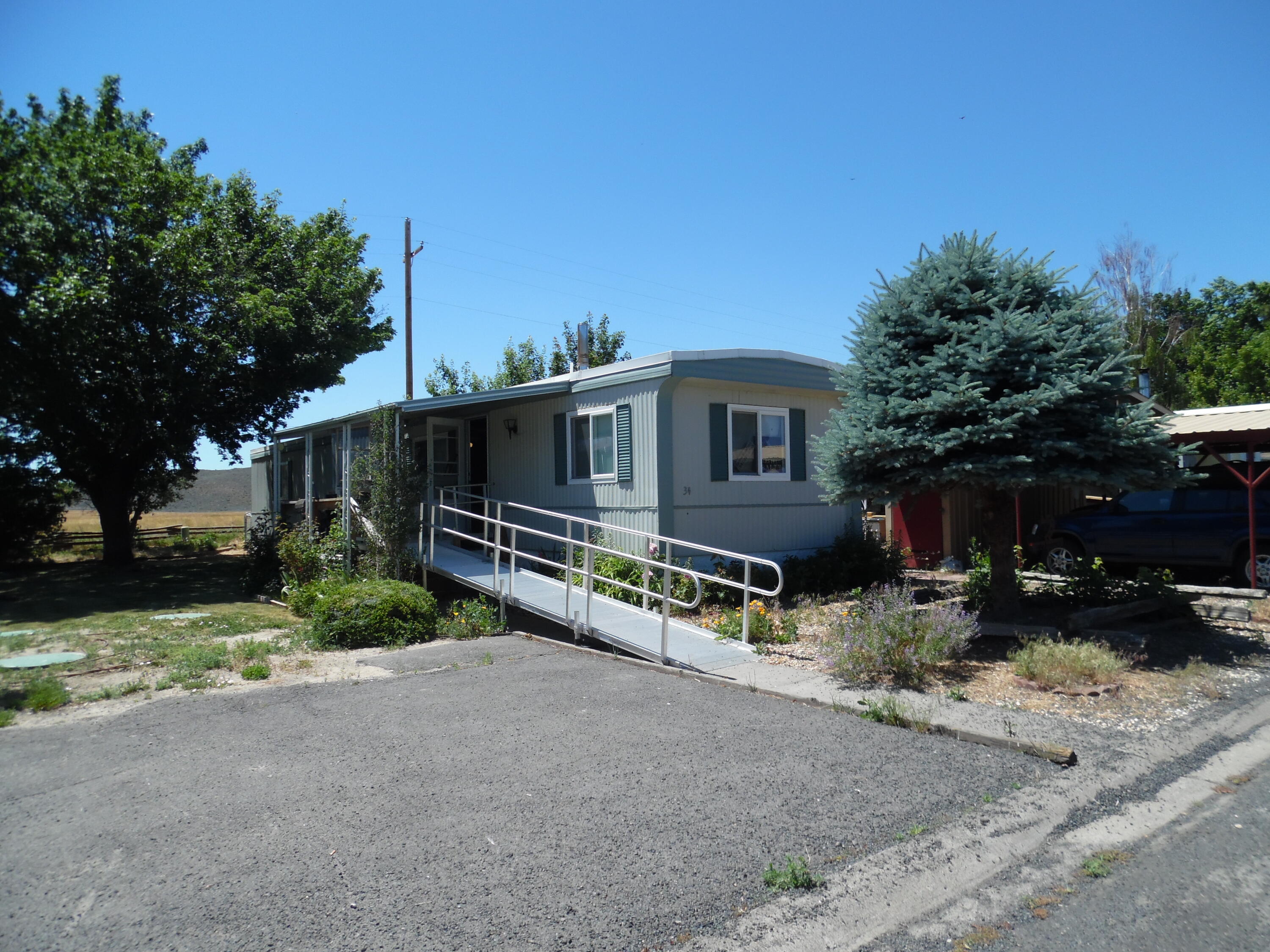 Henley Acres - Residential