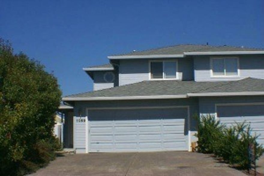 Tenant occupied - 24 hr notice required. Call listing office.