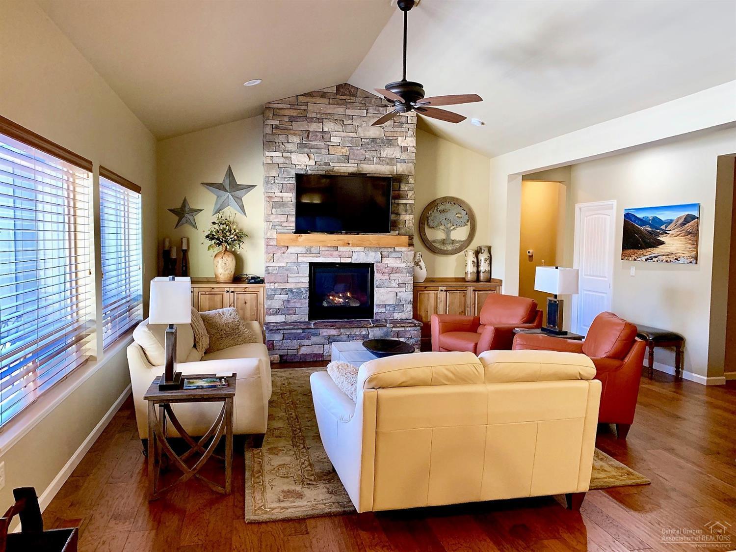 Eagle Crest - Residential