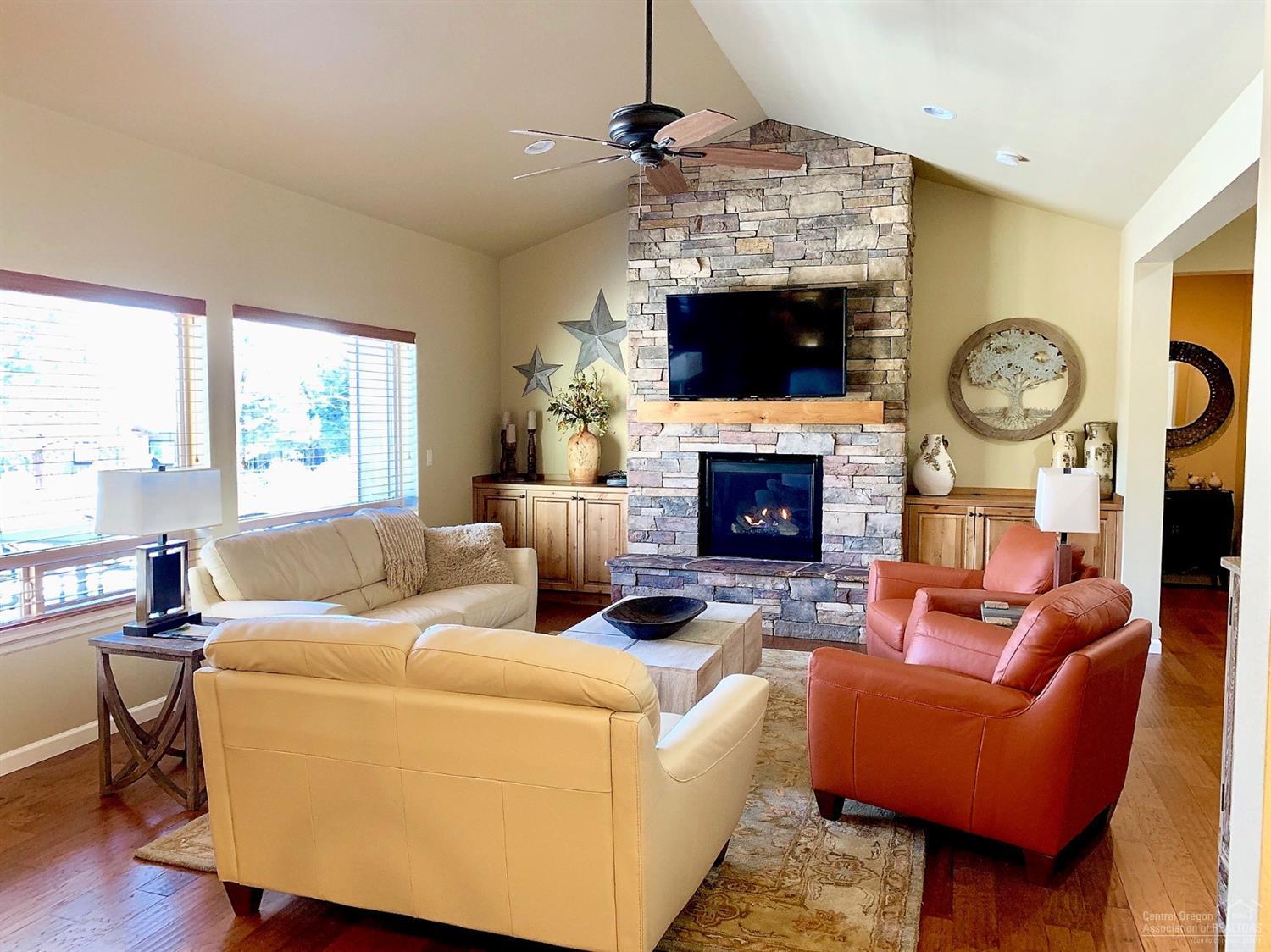 Eagle Crest - Residential