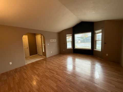 Tiny photo for 1629 Husker Butte Lane, Medford, OR 97504 (MLS # 220211233)