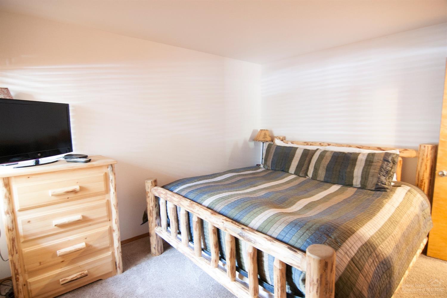 Fairway Crest Village - Residential