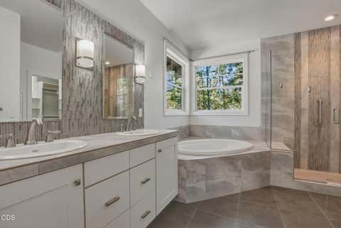 Tiny photo for 19128 Park Commons Drive, Bend, OR 97703 (MLS # 220222958)