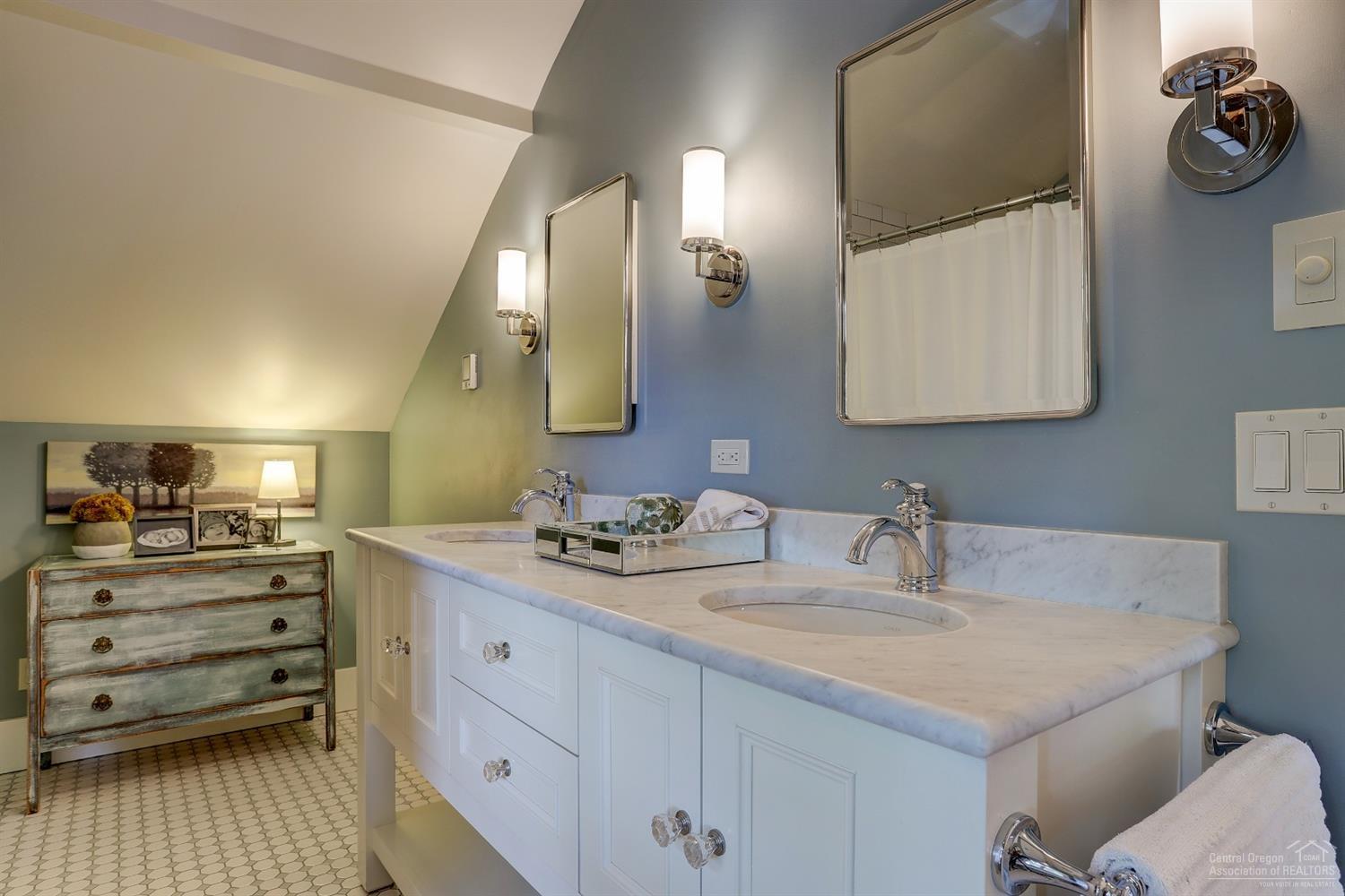 Boulevard - Residential