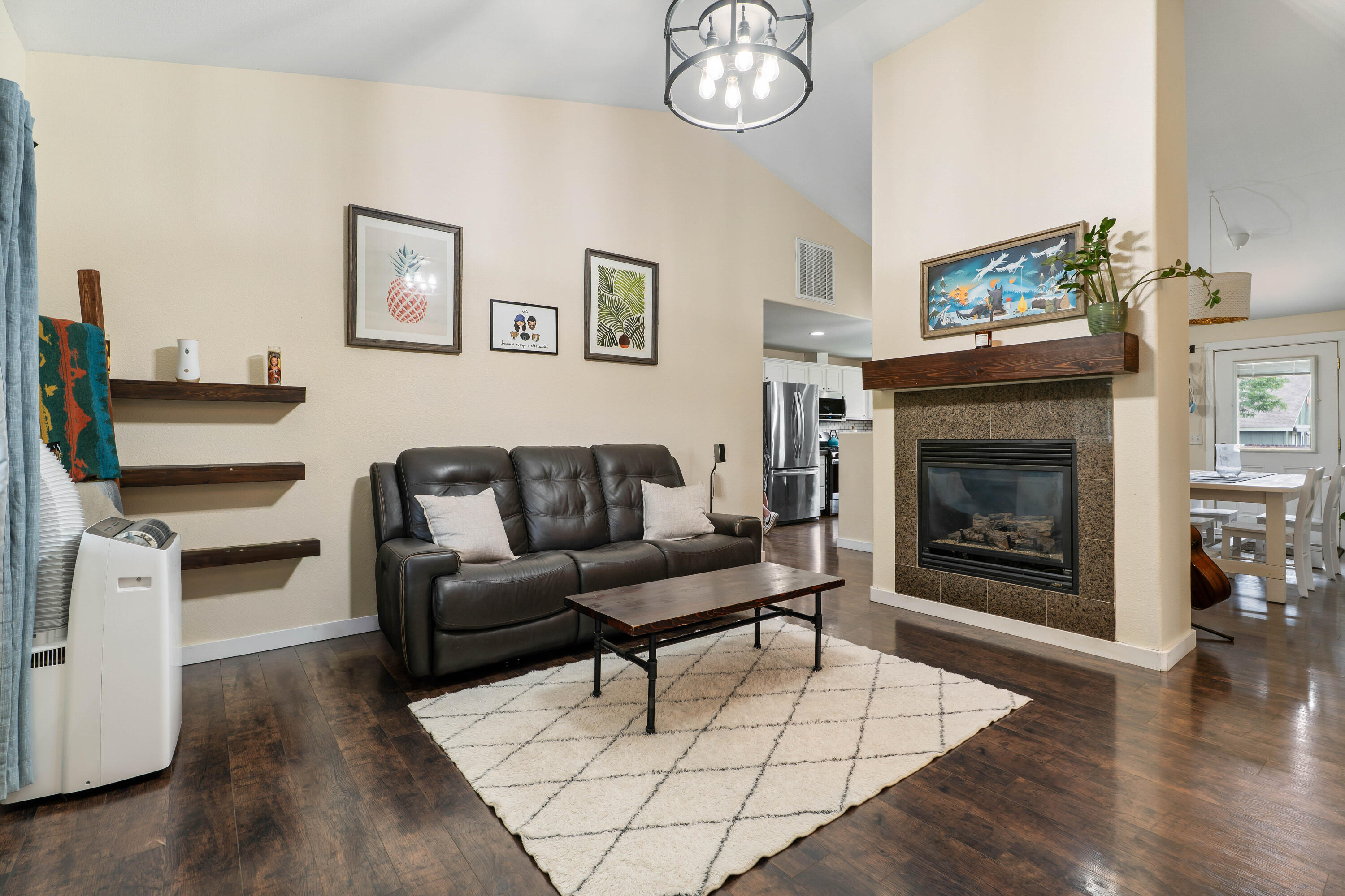 Bella Vista - Residential