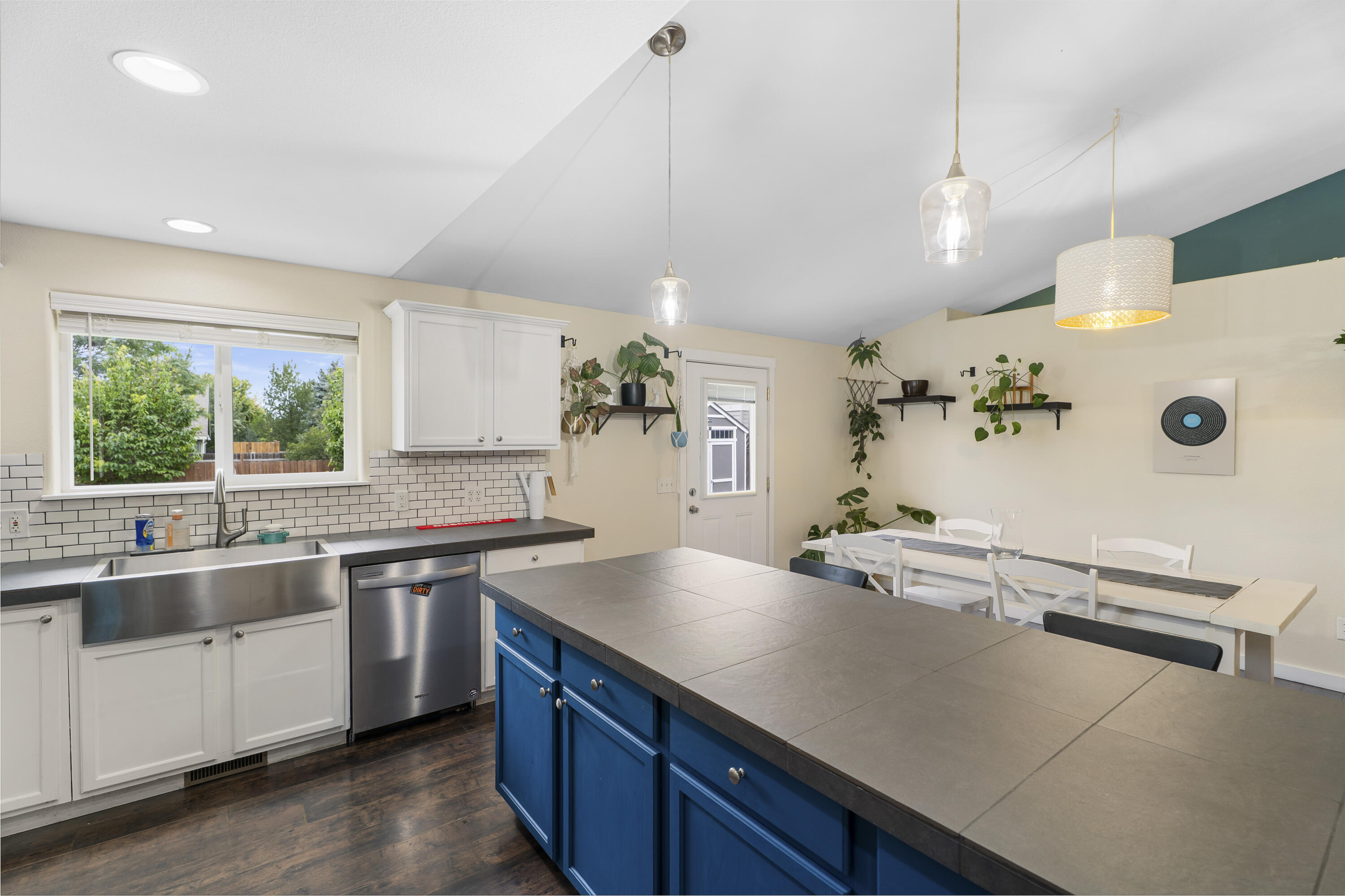 Bella Vista - Residential