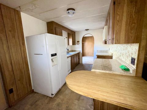 Tiny photo for 21657 Pinecrest Drive, Bly, OR 97622 (MLS # 220213195)