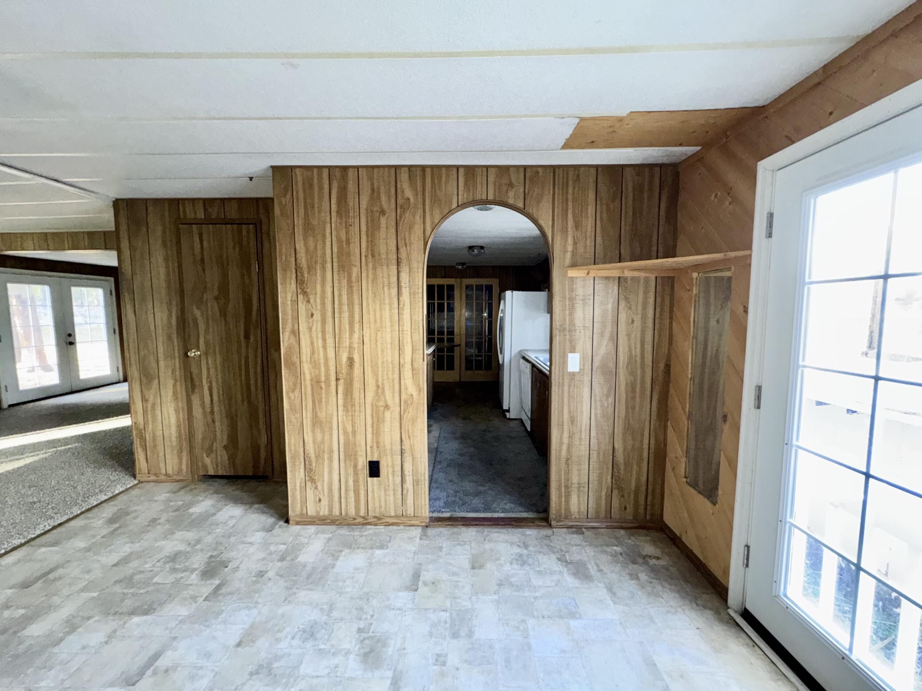 Pinecrest - Residential