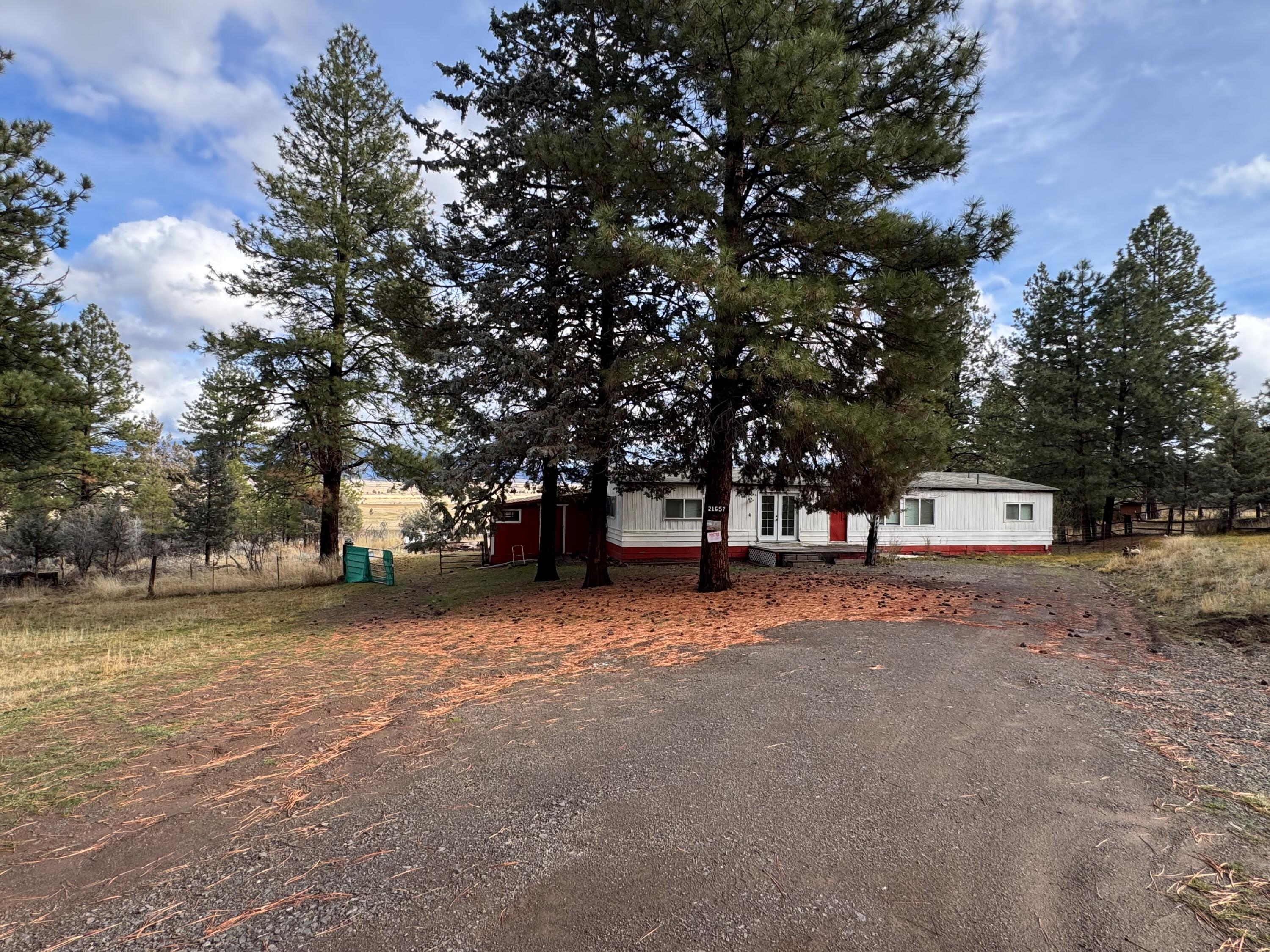 Pinecrest - Residential