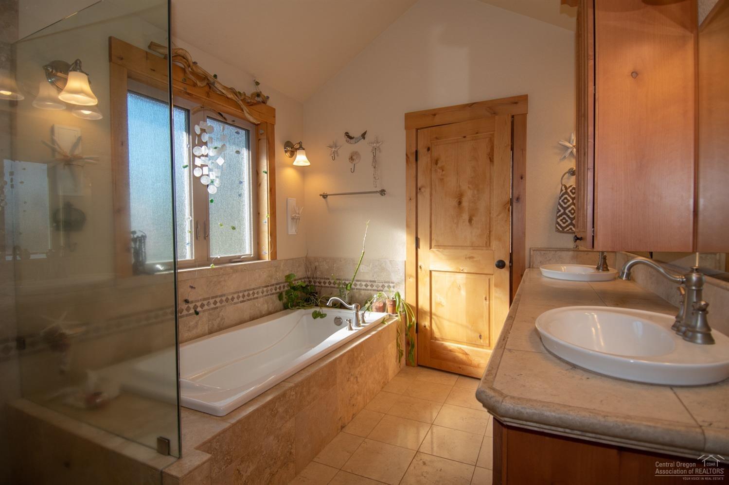 West Hills - Residential