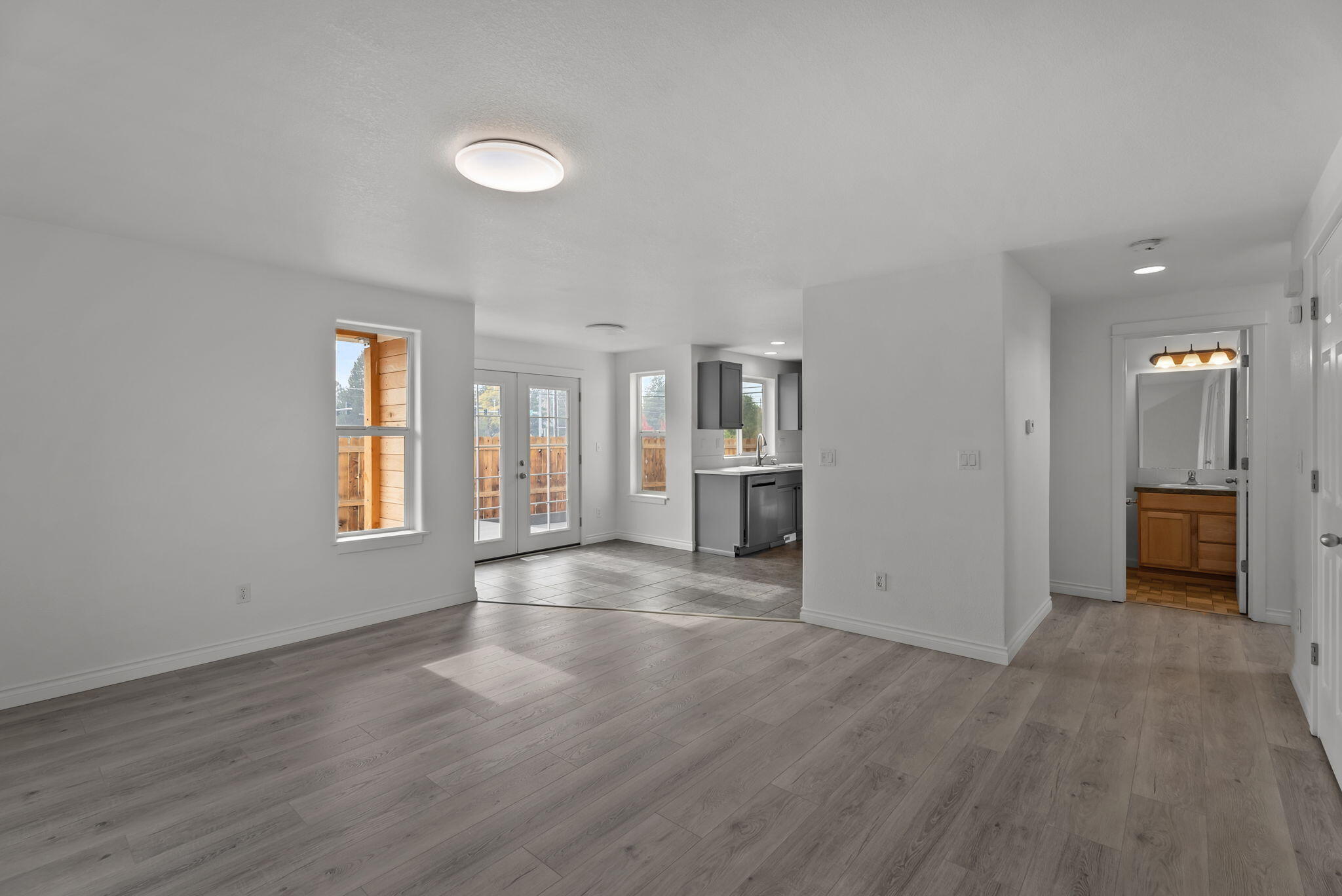 Canal Row - Residential