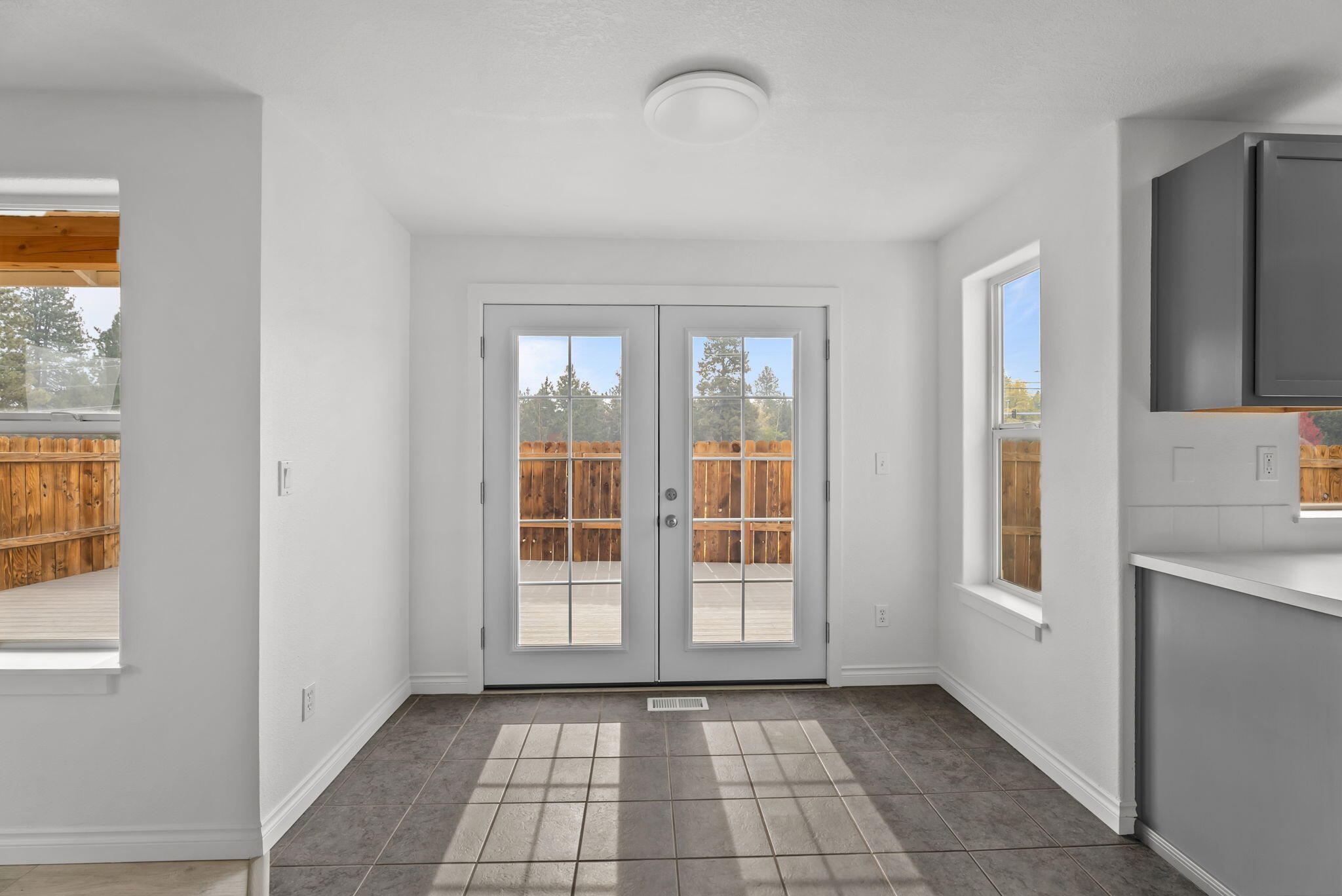 Canal Row - Residential