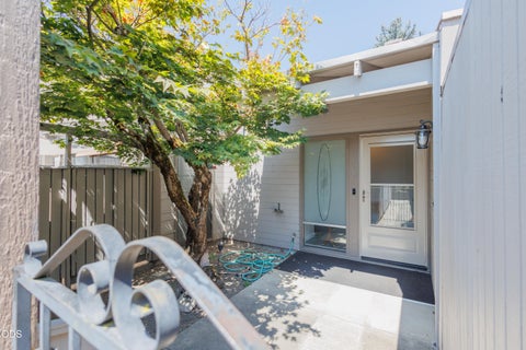 Tiny photo for 228 Mount Echo Drive, Medford, OR 97504 (MLS # 220226535)
