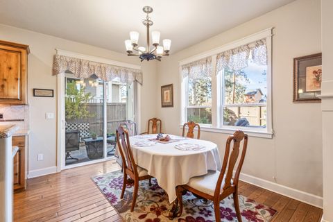 Tiny photo for 1094 E Horse Back Trail, Sisters, OR 97759 (MLS # 220210827)