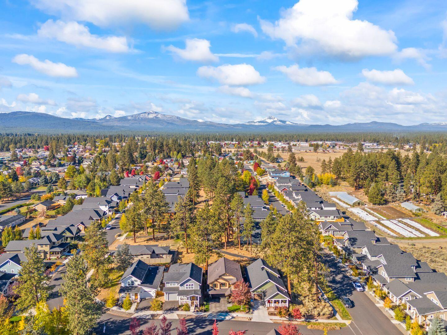 SaddleStone - Residential