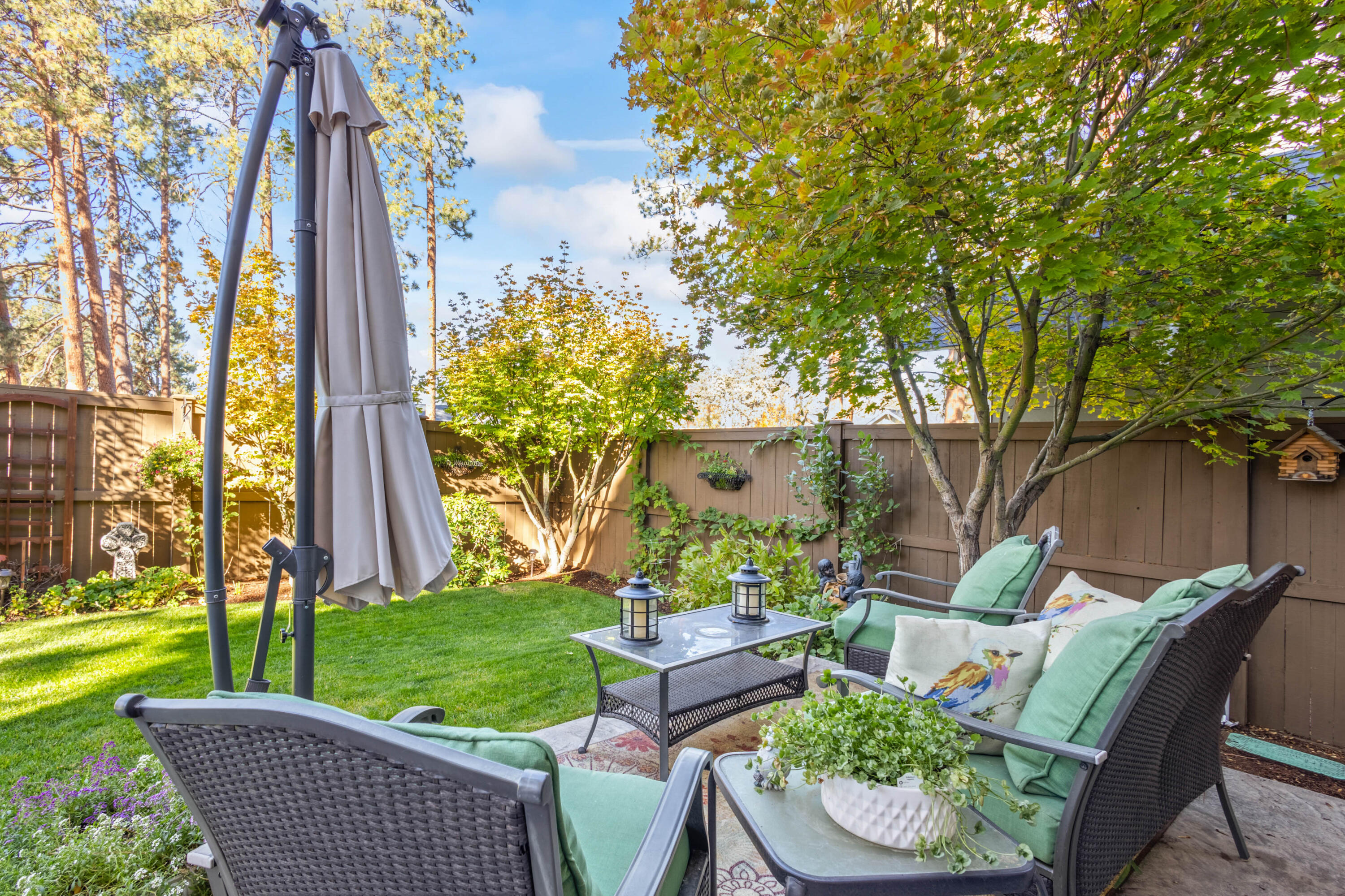 SaddleStone - Residential