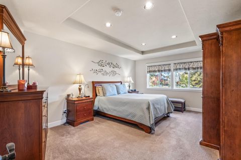 Tiny photo for 1094 E Horse Back Trail, Sisters, OR 97759 (MLS # 220210827)