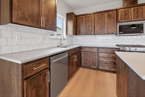 Tiny photo for 4015 SW 38th Place #Lot 45, Redmond, OR 97756 (MLS # 220212901)