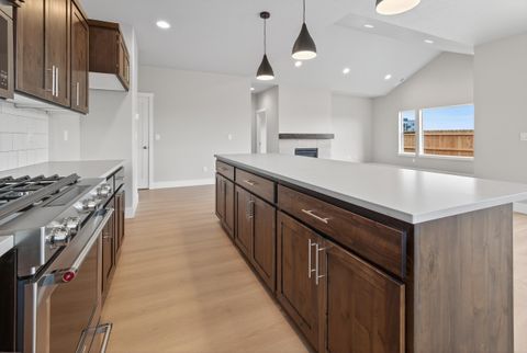 Tiny photo for 4015 SW 38th Place #Lot 45, Redmond, OR 97756 (MLS # 220212901)