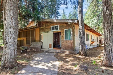 Tiny photo for 15922 Green Springs Highway, Ashland, OR 97520 (MLS # 220215130)