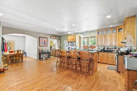 Tiny photo for 15922 Green Springs Highway, Ashland, OR 97520 (MLS # 220215130)