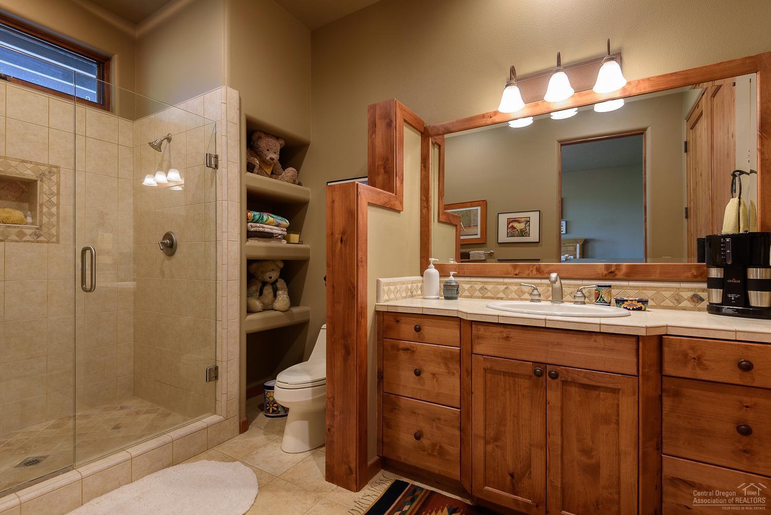 Broken Top - Residential