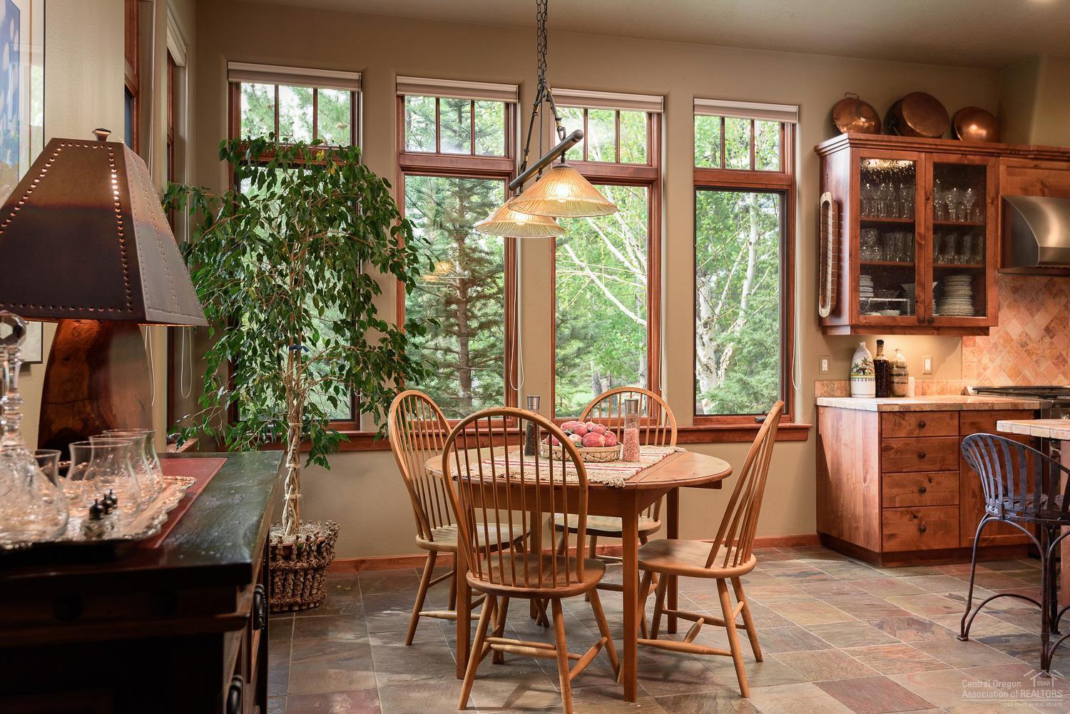 Broken Top - Residential