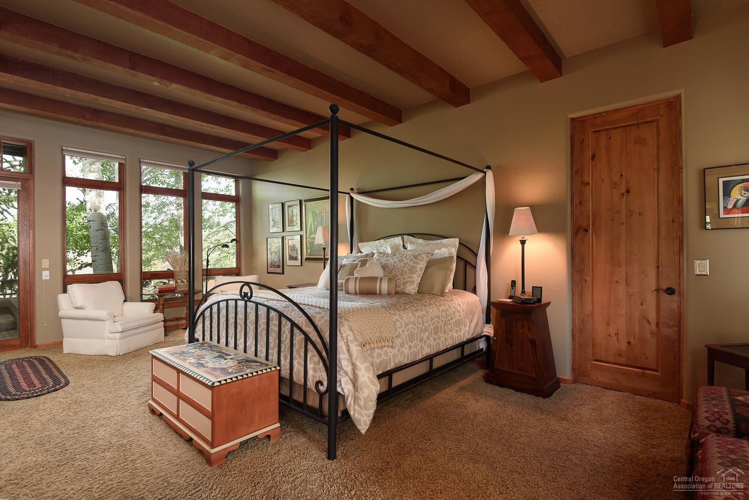 Broken Top - Residential