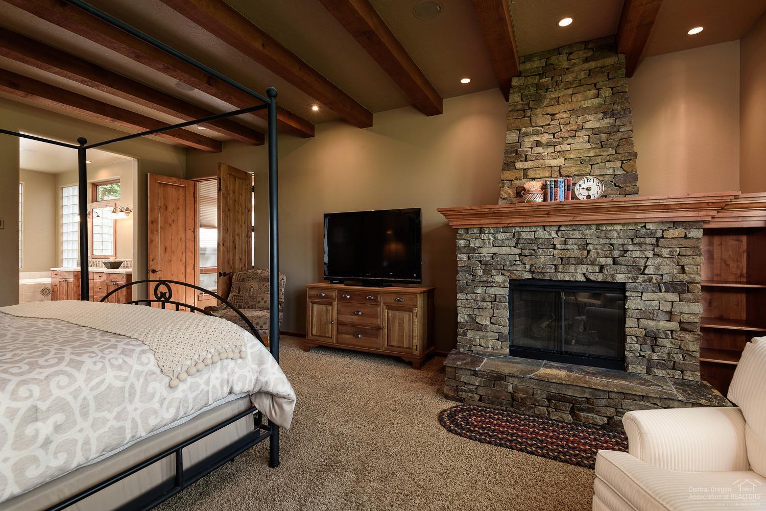 Broken Top - Residential