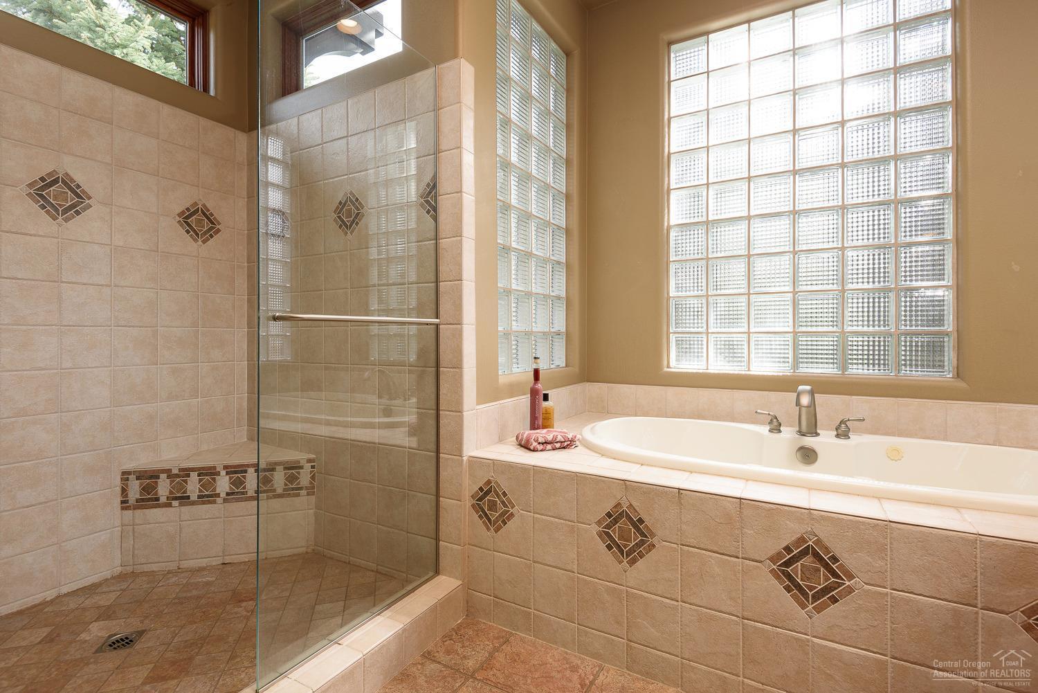 Broken Top - Residential