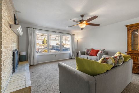 Tiny photo for 1104 Tamera Drive, Klamath Falls, OR 97603 (MLS # 220214024)