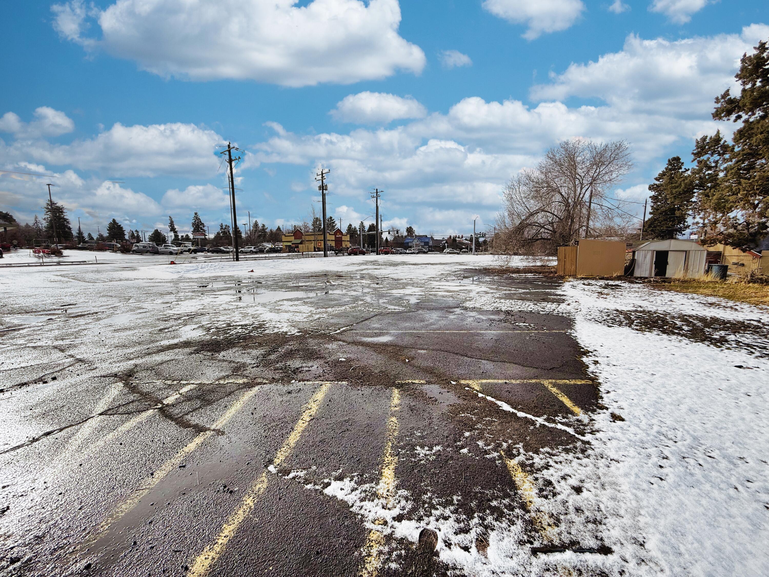 Bend Park - Commercial Sale