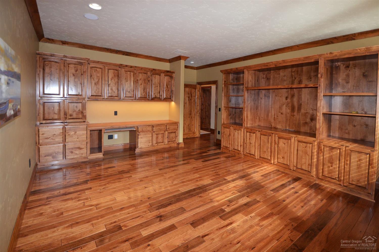 Eagle Crest - Residential