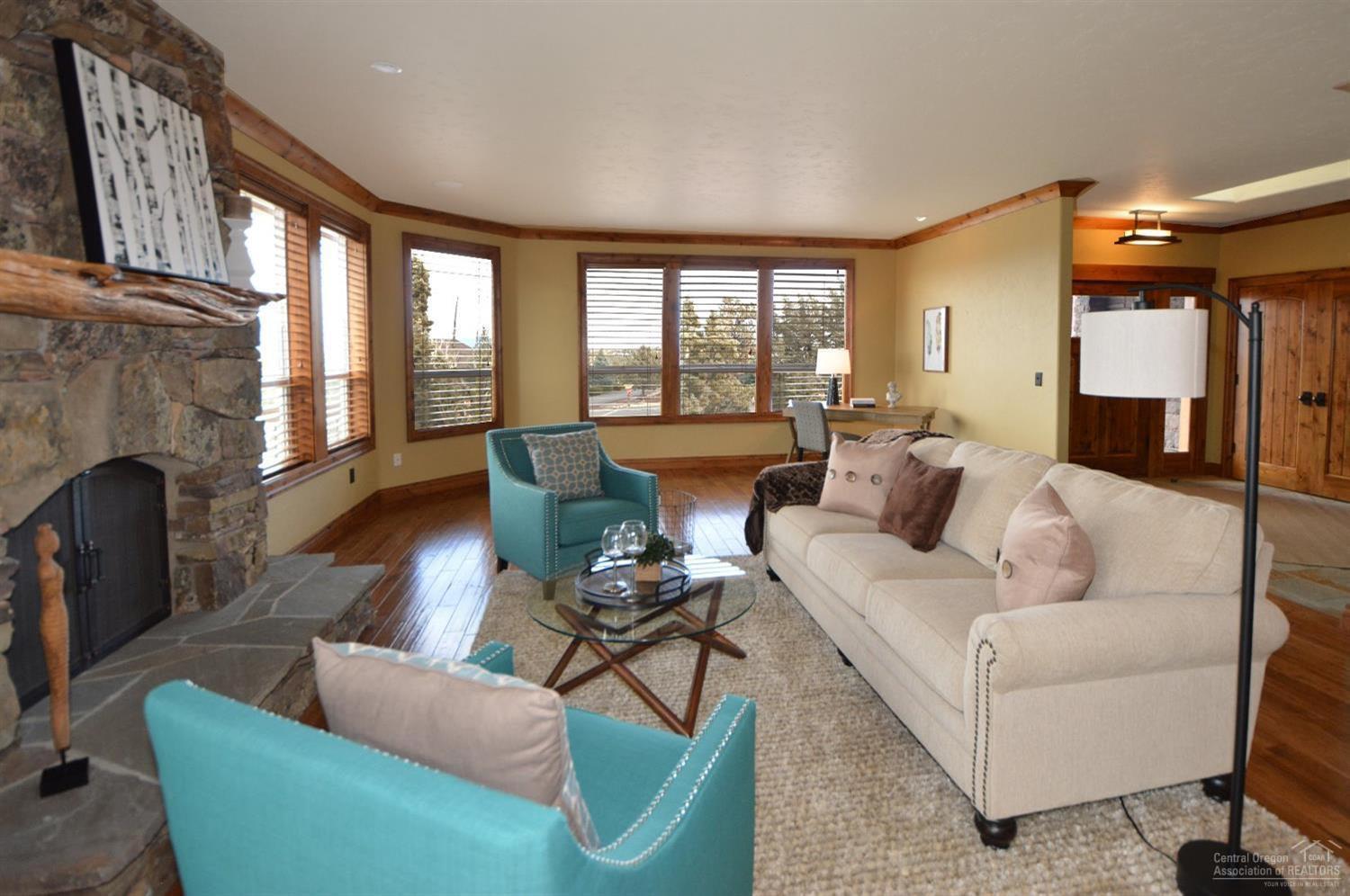 Eagle Crest - Residential