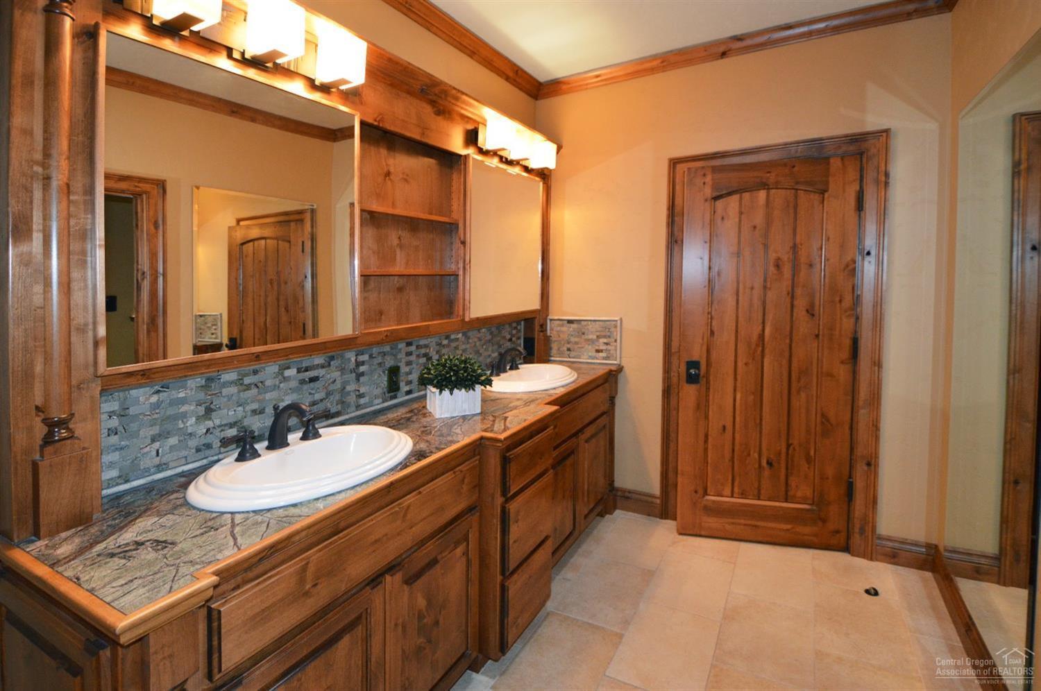 Eagle Crest - Residential