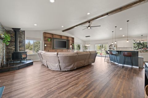 Photo of 16625 SW Dove Road, Terrebonne, OR 97760 (MLS # 220219607)