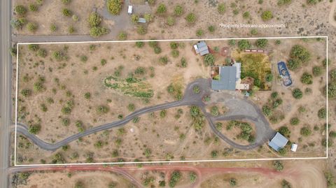 Tiny photo for 16625 SW Dove Road, Terrebonne, OR 97760 (MLS # 220219607)