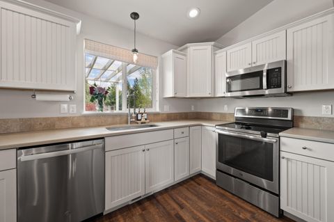 Tiny photo for 16625 SW Dove Road, Terrebonne, OR 97760 (MLS # 220219607)