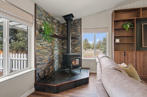 Tiny photo for 16625 SW Dove Road, Terrebonne, OR 97760 (MLS # 220219607)