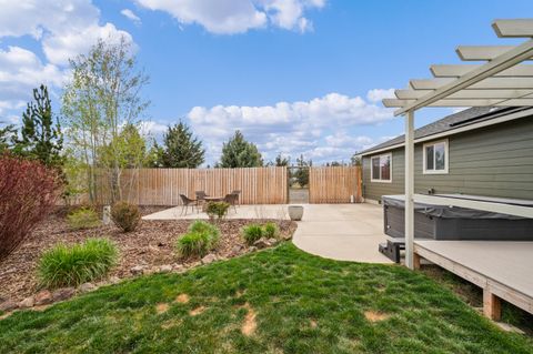 Tiny photo for 16625 SW Dove Road, Terrebonne, OR 97760 (MLS # 220219607)