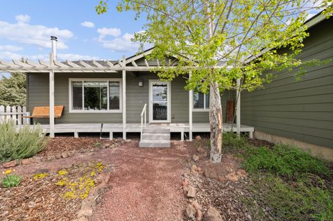 Tiny photo for 16625 SW Dove Road, Terrebonne, OR 97760 (MLS # 220219607)