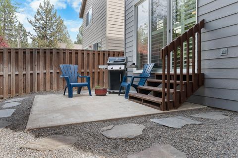 Tiny photo for 19548 Salmonberry Court, Bend, OR 97702 (MLS # 220219797)