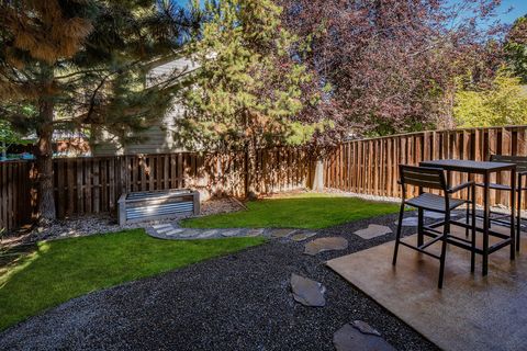 Tiny photo for 19548 Salmonberry Court, Bend, OR 97702 (MLS # 220219797)