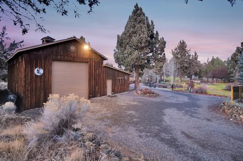 Tiny photo for 64742 Sylvan Loop, Bend, OR 97701 (MLS # 220212799)