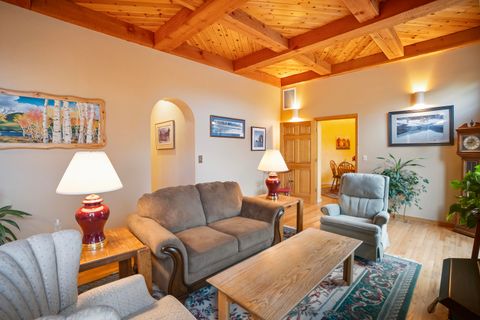 Tiny photo for 64742 Sylvan Loop, Bend, OR 97701 (MLS # 220212799)