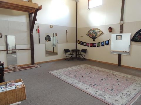 Tiny photo for 64742 Sylvan Loop, Bend, OR 97701 (MLS # 220212799)