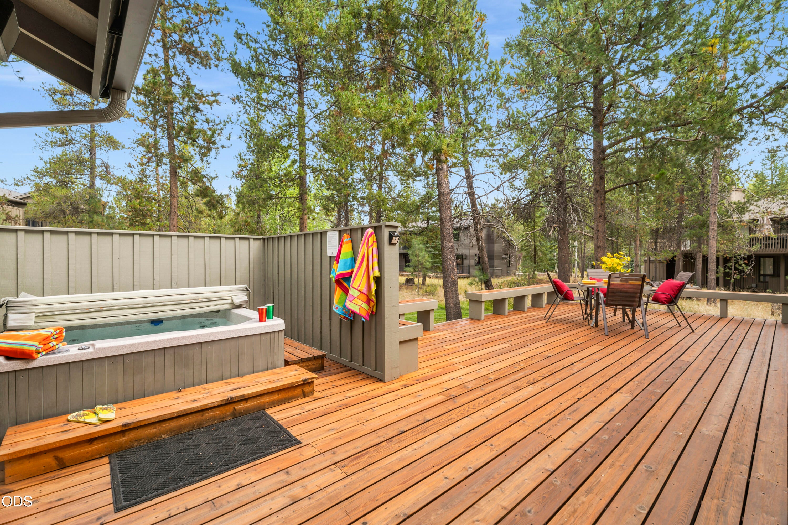 17900 Red Cedar Lane 5