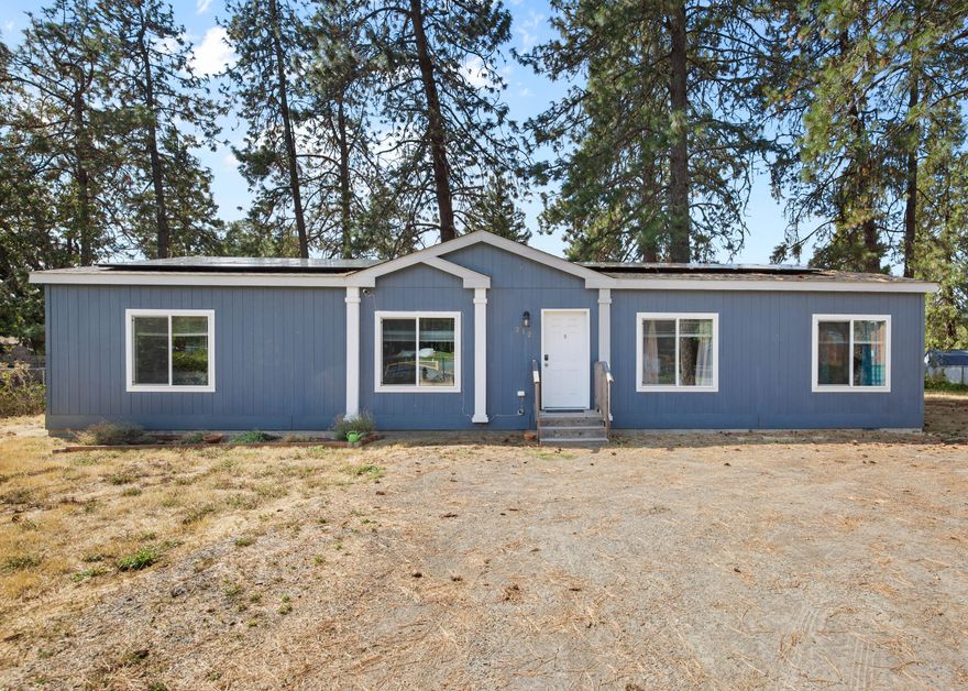 If you're searching for a wonderful home and small-town Oregon living, this property is for you! Welcome to your 1,620 sq ft home on a .39 acre lot. Close to the heart of town but off the main streets, the location couldn't be better. Built in 2019 with all the modern amenities, this manufactured home feels like a stick built. The floor plan is convenient and offers plenty of room with 3 beds and 2 baths. Worried about ever increasing power bills? No problem! Solar panels have been installed and offer a fixed payment solution to yearly rate increases. With under 80 minutes to the coast and mere minutes from multiple rivers and lakes, this is a perfect place for outdoor recreation. Schedule a tour today and own your own slice of southern Oregon heaven!