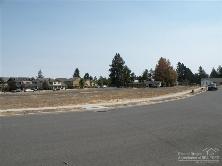 Clarendon Place - Land